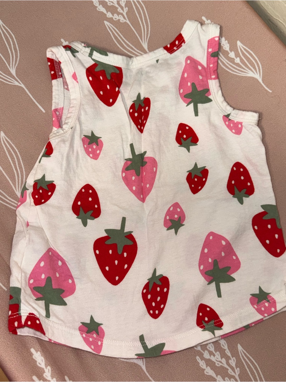 2T Tank🍓🩷 - Picture 3 of 3
